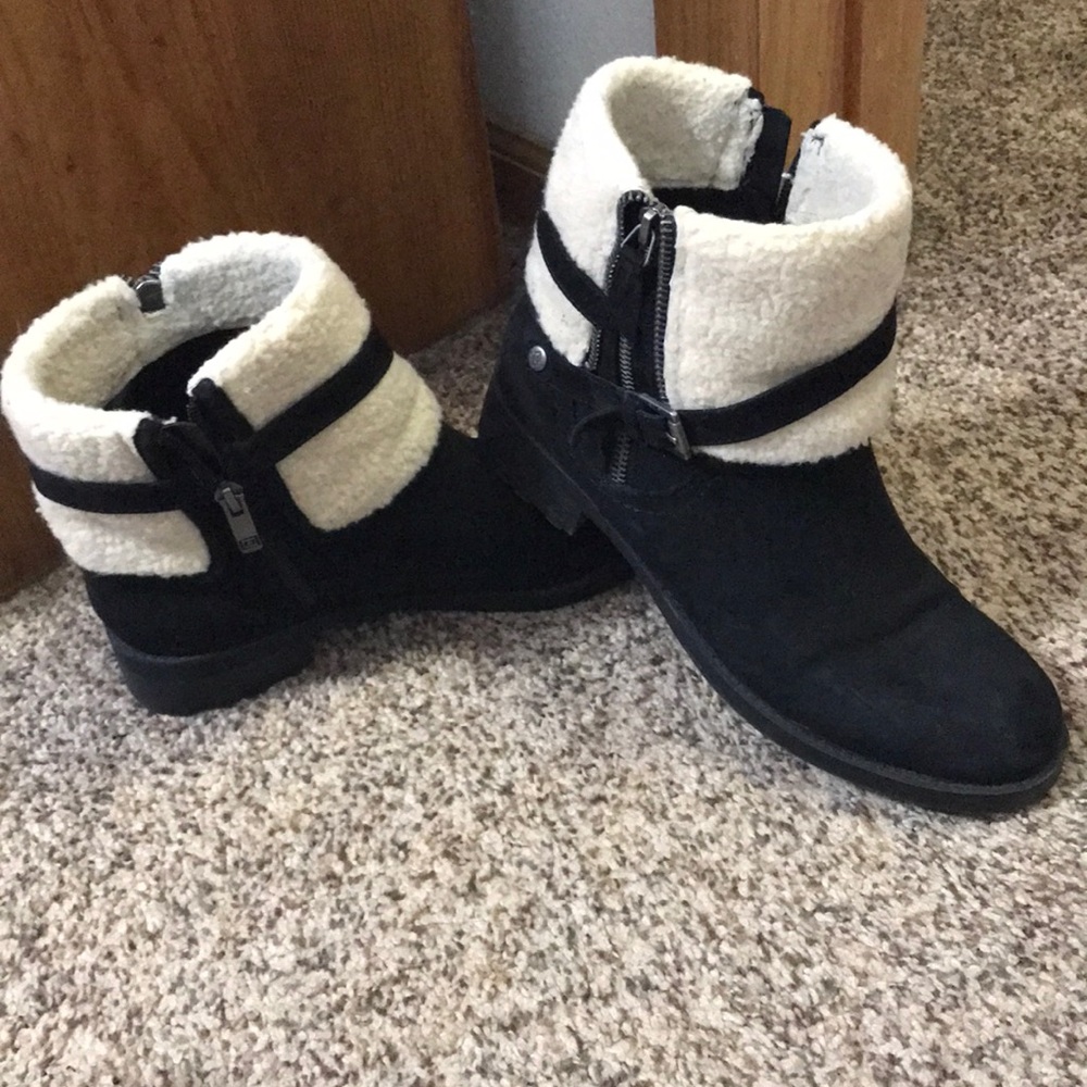 Liz Claiborne Ankle Boots